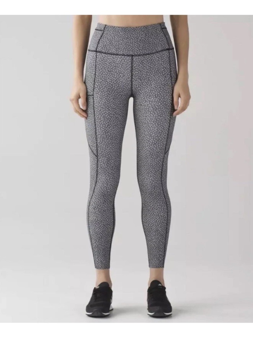 Lululemon Fast Free 7/8 Tights In Frozen Fizz White size 4